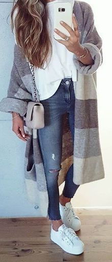 #Winter #Outfits / Oversized Pattern Print Cardigan + Knit Layers Fall Outfits 2018, Fall Fashion Coats, Urban Street Style, Winter Trends, Casual Fall Outfits, Work Attire, Elie Saab