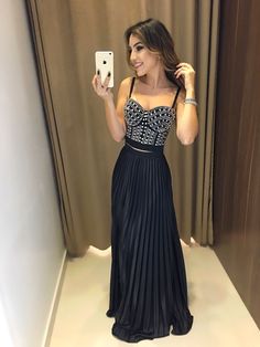 Outfit Elegante, Outfit Elegantes, Godmother, One Shoulder Formal Dress, Sleeveless Formal Dress, Fashion Blogger, One Shoulder, Formal Dresses