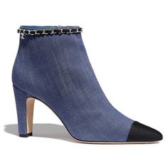 Chanel 20c Blue Denim Fabric Black Chain Cc Logo Short Ankle Heel Bootie 39 ********** Chanel ********** Brand: Chanel Size: 39 (Know Your Chanel Size) Name: Chain Around Color: Blue / Black Style: Ankle Booties Style#: G35391 Y53557 C0378 Style#: 20c Material: Fabric Short Ankle Booties Black Grosgrain Pointed Cap Toe Silver Chain Around Ankle And Cc Logo Blue Denim Fabric Material Full Length Inside Zipper Thicker Back Heel Brand New In Box, Comes With Original Box And Dust Bag 100% Authentic Chanel Ankle Boots, White Combat Boots, Name Chain, Chanel Boots, Chanel Brand, Denim Boots, Heel Boot, Black Pumps Heels, Snakeskin Heels