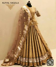 Lehenga Bridal Look, Red Lehenga Bridal, Lehenga With Dupatta, Ivory Lehenga, Lehenga Bridal