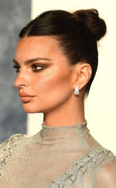 Emrata Updo, Sleek Bridesmaid Hair Updo, Slick Back French Twist, Sleek Hairstyles Updo, Red Carpet Makeup Looks 2023, Shenion Hairstyles 2024, Sleek French Twist, Bun Red Carpet, Sleek High Bun Wedding Hair