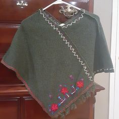 Like New, Only Wore It Once Or Twice Prob. Flower Embroidery, So Adorable. Runs A Little Bigger Than The Other Ponchos In My Closet. Sweaters Vintage, Poncho Sweater, Free People Sweaters, So Adorable, Free People Sweater, Shrug Sweater, Flower Embroidery, Embroidery Flowers, Colorful Sweaters