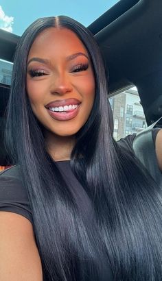 Monaleo Makeup, Makeup Looks Black, Pretty African Girl, Brown Skin Baddie, Baddie Makeup Glam, Straight Wig Hairstyles Black Women, Glueless Wigs Black Women, Wigs For Black Women Straight, Makeup Artistic