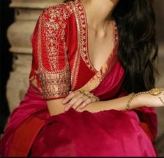 Choli Style, Draping Saree, South Indian Blouse Designs, Reception Saree, Blouse Designs High Neck, Cotton Saree Blouse Designs, Backless Blouse Designs, Indian Saree Blouses Designs