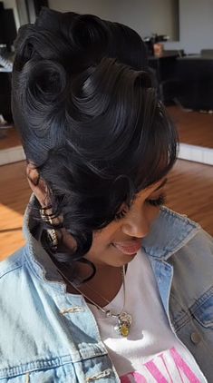 50 Style Hair Hairdos, Old School Updo Hairstyles Black, 90s French Roll Hairstyle, 90s Updo Black Women, French Roll Hairstyle For Black Women, French Roll Hairstyles, Pin Up Hairstyles For Black Women, French Rolls