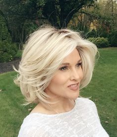 Raquel Welch Wigs, Layered Haircuts For Medium Hair, Hair Affair, Haircuts For Medium Hair, Layered Bob, Raquel Welch, Natural Hair Growth, Medium Length Hair Cuts, Great Hair