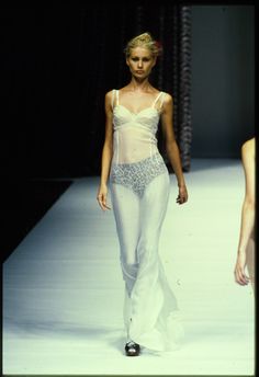 Late 90s Fashion, Kirsty Hume, 90s Slip Dress, Shalom Harlow, Contemporary Wardrobe, Slip Dresses, Runway Dresses, Lingerie Dress, Naomi Campbell