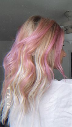 Blonde Hair With Colored Highlights, Fairy Comments, Pink And Blonde Hair, Pink Hair Streaks, Pink Hair Highlights, Pink Blonde Hair, Hair Tinsel, Fairy Hair, Hair Streaks