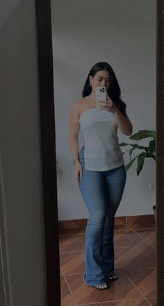 Non Jeans Outfits Casual, One Year Anniversary Outfit Ideas, Outfit Inspo Clubbing, Buchona Summer Outfits, Cute Ootd Ideas, Size 9 Women Outfits, Casual Mexico Outfit Ideas, Sweet 16 Outfits Guest, Intocable Concert Outfit Ideas