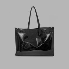 Stay organized in style with the Brand New, 'Blvck Tote Bag'. Featuring a minimalist silhouette and a considered layout to keep all your essentials organized, it's the perfect accessory to elevate your lifestyle. Made from black transparent PVC and the straps are made from luxurious Saffiano leather, the Blvck Transparent Backpack is designed to last a lifetime. All our backpacks are handmade with care, giving each a unique character and ensuring maximum quality. Specifics: - Size: 46cm x 34cm x Trendy Black Laptop Bag For Daily Use, Chic Black Rectangular Travel Bag, Sleek Bag With Adjustable Strap, Everyday Top Handle Travel Bag With Dust Bag, Everyday Travel Bag With Top Handle And Dust Bag, Sleek Tote Shoulder Bag For Daily Use, Chic Travel Bag With Dust Bag For Everyday Use, Sleek Large Capacity Bag For Everyday Use, Sleek Shoulder Bag With Large Capacity For Daily Use