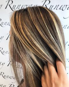 Highlight Techniques, Dirty Blonde Hair With Highlights, Highlights For Women, Hairstyles For 2023, Blonde Highlights On Dark Hair, Dark Blonde Hair Color, Hair With Highlights, Light Highlights, Dark Hair With Highlights