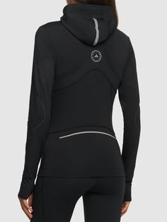 Non-detachable hood. Front zip closure. Logo detail. Made using Primegreen: a high-performance recycled material. COLD.RDY technology. Reflective details. Model is wearing a sizeS Running Dress, Adidas Sweater, Running Tank Tops, Adidas By Stella Mccartney, Running Jacket, Stella Mccartney Adidas, Running Tops, Detachable Hood, Shearling Jacket