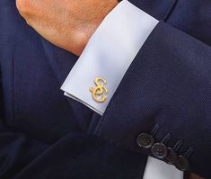 Personalized Name Cufflinks for Groomsmen Material : Stainless Steel with Silver Plated, Rose Gold Plated, 18k gold Filled Come with gift box Wholesale accepted, please contact us Please leave note or message us the content Gold Cufflinks For Wedding, Gold Elegant Cufflinks For Groom, Elegant Gold Cufflinks For Grooms, Elegant Gold Cufflinks For Groom, Elegant Initials Cufflinks For Business, Anniversary Cufflinks With Initials, Gold Cufflinks With Initials For Father's Day, Business Cufflinks With Initials, Classic Gold Cufflinks With Initials