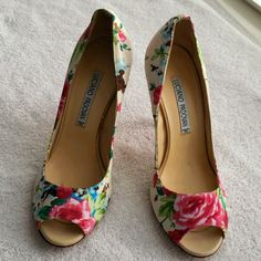 Gorgeous Flower Print Heells,38(It) European Size,Fits 7.5 Made In Italy, I Only Tried Them On,Never Worn,Nwob! Chic Floral Print Heels With Round Toe, Multicolor Floral Print Wedge Heels, Floral Print Wedge Heels, Flower Print, Flower Prints, Shoes Women Heels, Fashion Shoes, Shoes Heels, In Italy