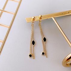 Dangle chain earrings with onyx stones, party earrings for women Chandelier Chain, Silver Chandelier, Chain Earrings, Jewelry Party, Gold Plated Sterling Silver, Black Onyx, Women's Earrings, Onyx, 925 Silver