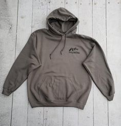 Gray Cotton Outdoor Sweatshirt, Fall Crew Hoodie With Logo Print, Band Merch Sweatshirt With Logo Print For Fall, Band Merch Logo Print Sweatshirt For Fall, Fall Band Merch Sweatshirt With Logo Print, Heather Grey Cotton Sweatshirt With Logo Print, Gray Cotton Crew Hoodie, Gray Cotton Sweatshirt With Logo Print, Crew Neck Screen Print Hoodie For Fall