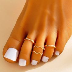 Pack Of 4 Gold Toe Rings Make An Offer Or Bundle For Huge Discounts Gold Wedding Rings For Summer, Rings Inspiration, Asos Jewelry, Gold Toe Rings, Hand Jewelry, Toe Rings, Asos, Women Jewelry, Gold