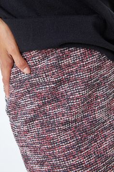 Textured A line Boucle Skirt from Roman. A transitional staple, this boucle textured skirt can be styled in a multitude of ways. Cut from a comfortable stretch, jersey fabric this skirt is cut to a fun knee length. It's designed in a classic, a-line shape and is adorned in a luxurious, boucle fabric offering texture and interest. Its mix of on trend colours make it a really easy piece to style. Pair with fine knitwear, tights and ankle boots for a cosy Autumn look! Boucle Skirt, Cosy Autumn, Textured Skirt, Autumn Look, Oasis Fashion, Boucle Fabric, Fall Looks, Fashion Face, Color Trends