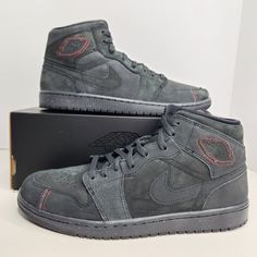 Air Jordan 1 Mid Se Craft Size 10.5 Men Smoke Grey/Black Sku: Fd8634-001 100% Authentic Brand New With Box (Box Is Missing Lid) Any Questions? Make Sure To Ask Price Firm Leather Jordan Shoes With Perforations For Streetwear, Gray High-top Sneakers With Perforations And Round Toe, Gray Mid-top Leather Jordan Shoes, Gray Leather Mid-top Jordan Shoes, Gray Leather Basketball Shoes For Streetwear, Urban Mid-top Leather Jordan Shoes, Gray Leather Streetwear Basketball Shoes, Gray Leather Jordan Shoes With Cushioned Footbed, Gray Leather Jordan Shoes For Streetwear