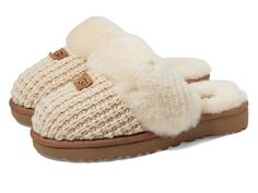 Slippers Comfy, Slippers Women, Womens Ugg Slippers, Cute Ugg Slippers, Ugg House Slippers, Uggs Cute, Slippers Ugg, New Ugg Slippers, Slipper Uggs