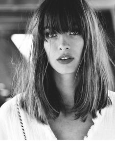 mid-length Long Bobs, Mid Length Hair, Bella Hadid, Trendy Hairstyles