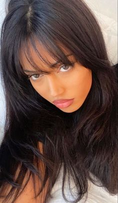 Wolfcut Long, Long Wolfcut Haircut With Bangs, Haircut Wavy, Bangs Straight, Brown Hair Inspo, Haircut With Bangs, Long Wolfcut Haircut