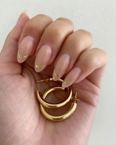 TRENDY MINIMALIST NAILS | NEUTRAL NAILS Manicure, Ring, Nails, Gold, Instagram