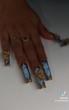 Extra Long Nail Ideas, Gilded Nails, Gangster Nails Designs, Nail Photoshoot Ideas, Cute Nails Acrylic, Girly Acrylic Nails, Dope Nail Designs