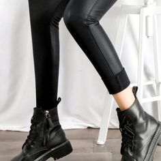 Indulge in the ultimate style statement with our Black Fleece Matte Leather Leggings For Women. Designed to perfection with a sleek and stylish look, these leggings are crafted from premium quality matte leather, which adds a touch of sophistication and luxury to your wardrobe. These leggings are premium made and premium polyester, spandex, and faux leather are used in their making. Specifications: Hip-Style: Booty Lifting Spandex: High Spandex(>20%) Age: 25-34 Style: Casual Thickness: STANDARD Womens Winter Pants, Motorcycle Pants, Warm Pants, Hip Lifts, Hip Style, Warm Leggings, Winter Leggings, Winter Pants, Legging Pants