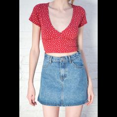 Cotton Blend Crossover V-Neck Short Sleeve Top In Red With White Floral Print A Cropped Fit And Seam Under The Bust. Fabrics: 96% Cotton, 4% Elastane Measurements: 14" Length, 13" Bust Made In: Italy Red Fitted V-neck Top, Fitted Short Sleeve V-neck Top, Red V-neck Crop Top For Spring, Fitted V-neck Crop Top In Casual Style, Trendy Fitted Long Sleeve V-neck Top, Trendy Red V-neck Crop Top, Red Fitted V-neck Crop Top, Spring Red V-neck Crop Top, Red V-neck Top