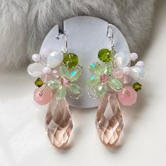 This is drop dangling earrings handmade using Crystal , bead pearl. - earrings size 2.6 x5.0 cm (Wx L) Thank you for visiting PastelGems . Peach And Green, Earrings Bridesmaid, Earrings Crystal, Green Earrings, Dangling Earrings, Bridesmaid Earrings, Bridesmaid Jewelry, Wedding Earrings, Crystal Earrings