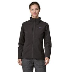 A layer for cold and shifting conditions  the women's Patagonia R2 CrossStrata jacket is made from breathable  warm and stretchy fleece with a double-weave exterior that resists abrasion and weather. Patagonia Womens Fleece, Patagonia Outfit, 50% Logo, Fleece Patterns, Double Weave, Womens Fleece, Soft Shell Jacket, Rei Co-op, Patagonia Womens