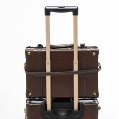 Inspired by the greatest period of traveling, the roaring 1920s, Cotrunkage’s handcrafted minimalism vintage luggage set features a dense wrap-around microfiber leather body that is complemented by heavy-duty corned stitching for maximum protection. The soft leather handle is plush to the touch and wears handsomely over time as the bronze TSA locks lighten with every adventure. We’ve also woven art print lining across the entire bag for a touch of detail and chic flair to sharpen your look. So p Brown Briefcase With Luggage Sleeve For Trips, Brown Rectangular Cases For Trip, Brown Luggage With Leather Handles For Business Trips, Classic Brown Travel Cases, Brown Business Travel Luggage With Leather Handles, Brown Rectangular Cases For Trips, Rectangular Brown Cases For Trip, Brown Luggage With Leather Handles For Trip, Brown Cases With Luggage Sleeve For Trip