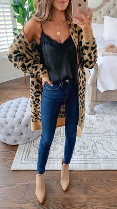 Retail Outfits Work Casual Summer, Leopard Skirt Outfit, Stylish Fall Outfits, Mode Casual, Cute Fall Outfits, Casual Winter Outfits, Outfits Casual