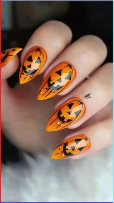 Get inspired by classic pumpkin faces to add a spooky touch to your Halloween almond nails! These timeless designs are perfect for creating a festive and fun look. Click the pin and follow us for more Halloween nail ideas! #HalloweenNails #PumpkinNails #AlmondNails #NailArtInspo #SpookySeason Nail Art Halloween, Halloween Manicure, Halloween Press On Nails, Pumpkin Nails, Almond Nail, Nail Forms, Trendy Halloween, Halloween Nail Designs, Halloween Nail Art