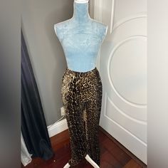 Nwt Never Worn Olive Leggings, Missguided Jumpsuit, Cheetah Pants, Vinyl Leggings, Hem Leggings, Stirrup Leggings, Brown Leggings, Leopard Print Stretch Full-length Bottoms, Black Faux Leather Leggings