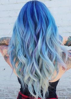 Ocean Hair, Dyed Hair Blue, Blue Ombre Hair, Ombré Hair, Hair Trend, Hair Color Blue, Ombre Hair Color, Pastel Hair