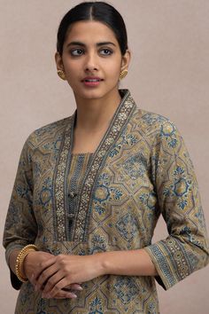 Neck Design For Women, Salwar Neck Patterns, Farida Gupta, Suit Neck Designs, Churidar Neck Designs, Kurta Patterns