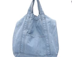 Джинсовая сумка из переработанных джинсов синий - Etsy Украина Tas Denim, Big Tote Bags, Diy Denim, Hand Bags For Women, Denim Handbags, Fabric Handbags, Denim Shoulder Bags, Denim Tote Bags, Tassels Fashion