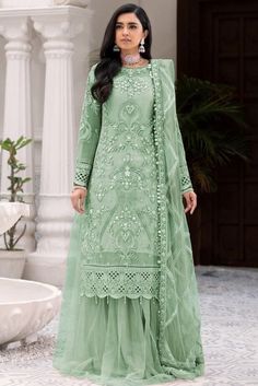 #eBay #eBayStore #eBaySeller #Pakistani #Women #ValentinesDayRamadanEid #India #DecentFabric #Firozi #Bollywood #Tradictional #Bridal #Wedding #PartyWear #Designer #PartySuit #SalwarKameez #Evening #Festival https://www.ebay.com/str/decentfabric Roka Outfits, Fancy Dresses Classy, Green Sharara Suit, Plazzo Suit, Kurti Style, Modest Evening Dress, Lehenga Suit, Butterfly Wallpaper Iphone, Palazzo Suit