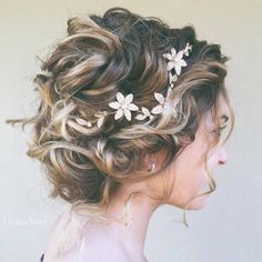 Hairstyles Brown, Short Hair Model, Floral Wedding Hair, Bridal Updo, Short Hair Updo, Trending Hairstyles