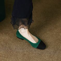 Ladies. treat yourself to a little luxury with these gorgeous emerald green flats. Made from soft suede. they feature a classic cap toe design and slip on easily for a comfortable fit. Whether you're dressing up for a special occasion or just want to add a pop of color to your everyday look. these shoes are sure to turn heads. Upper: Leather/Suede Lining: Leather Outsole: TPR Toe: Cap Toe Closure: Slip on Color: Nude. Emerald Green is_handmade: Yes Elegant Green Low Heel Flats, Trendy Green Flats With Round Toe, Green Low Heel Flats For Spring, Green Round Toe Ballet Flats, Spring Cap Toe Flats, Elegant Green Slip-on Flats, Chic Green Almond Toe Flats, Elegant Green Almond Toe Flats, Green Round Toe Flats For Work