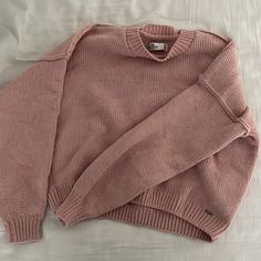 Brand New Without Tags Hollister Outfits Aesthetic, Hollister Outfits, Hollister Clothes, Hollister Sweater, Cute Fits, Outfits Aesthetic, Christmas List, Hollister, Sweaters For Women