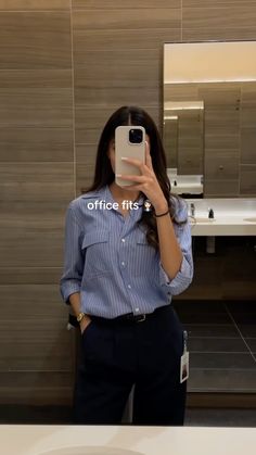 @mbhangal Chic Corporate Outfits, Alex Parrish, Buisness Outfits, Corporate Girlie, Dressy Casual Outfits, Classic Style Outfits, Office Casual Outfit, Professional Outfits Women, Simple Look