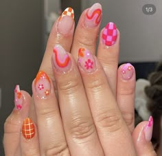 Colorful Flower Nails, Easy Nail Art Tutorial, Wedding Nail Designs, Teen Nails, Watching Fireworks, 2023 Nails, Hippie Nails