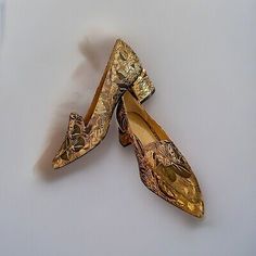 Enzo Angiolini Deena Gold Brocade Pumps Block Heel Size 7.5  | eBay Gold Brocade, Shoes Women Heels, Block Heels, Shoes Heels, Size 7, Pumps, Women Accessories, Women Shoes, Things To Sell