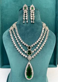 Bridal Jewelery, Diamond Jewelry Set, Necklace Set Indian, American Diamond Necklaces, Diamond Necklace Set, Jewelry Showcases, Bridal Jewellery Indian, Cz Jewelry, American Diamond