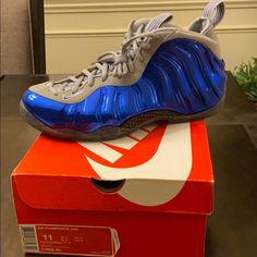 Ds 10/10 Condition. Never Been Worn. Hard To Find In This Condition. Royal Blue Shoes, Nike Foamposite, Athletic Shoes Nike, Foam Posites, Fresh Shoes, Mens Nike Air, University Blue, Blue Shoes, Vintage Nike