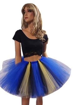 "Become your favorite Finding Nemo character in this adorable Dori inspired tutu skirt. The skirt is made on a stretchy elastic band and is designed to fit snugly around your waist. For adults this skirt will be made to a 20\" length and child skirts are around knee length. **Pictured is a 15\" length** Adults pick your size based on the size chart provided in the pictures. Its always best to use your waist size when deciding which size to choose from. Measuring instructions: Simply measure the Finding Dory Party, Dory Party, Blue Tang Fish, Tang Fish, Swimming Fish, Blue Tang, Green Tutu, Just Keep Swimming, Keep Swimming