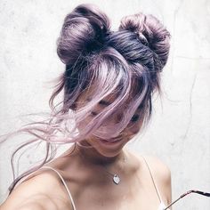 Locks and claws Cute Women Hairstyles, Chignon Simple, Easter Makeup, Lilac Hair, Everyday Hairstyles